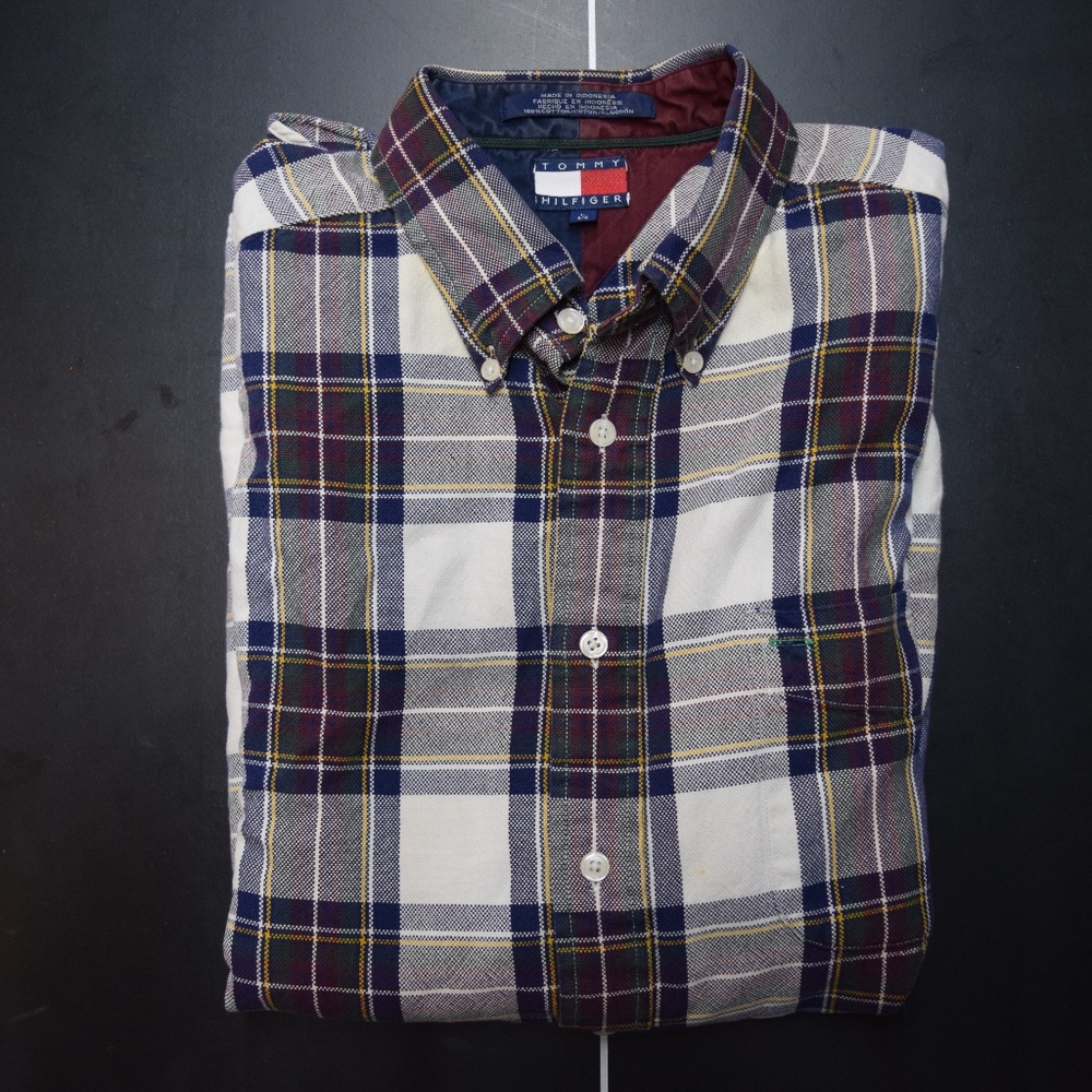 TOMMY HILFIGER BUTTON DOWN